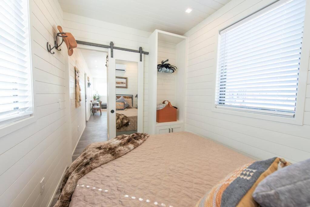 The Longhorn Stunning Container Home-in