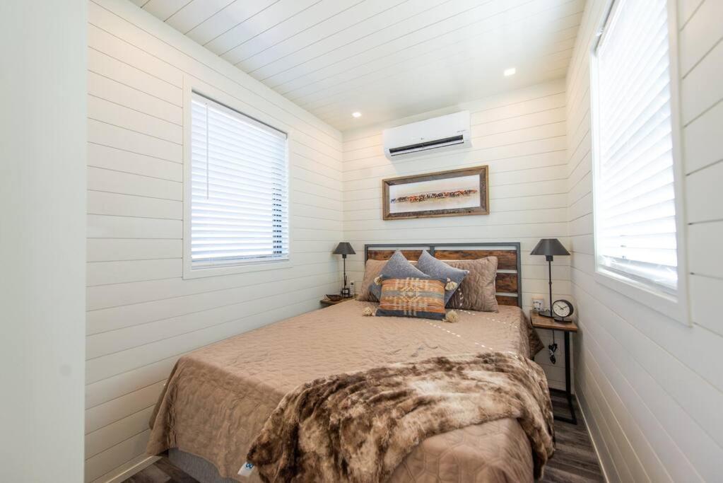 The Longhorn Stunning Container Home-in Сasa de vacaciones